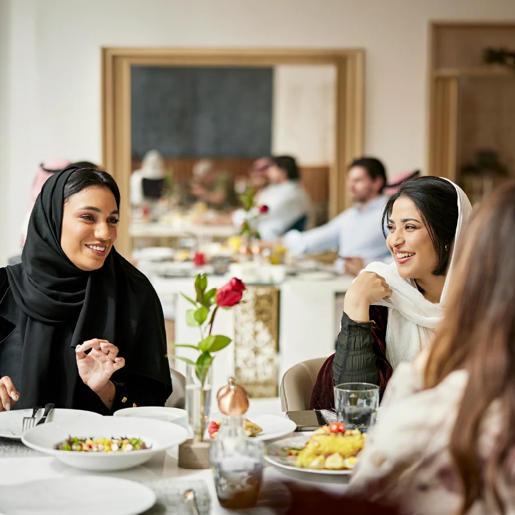 Restaurants & Cafés, Food Trucks, Weekend Market, Picnic & BBQ Areas